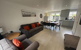 Brighton Central Home With Free Parking